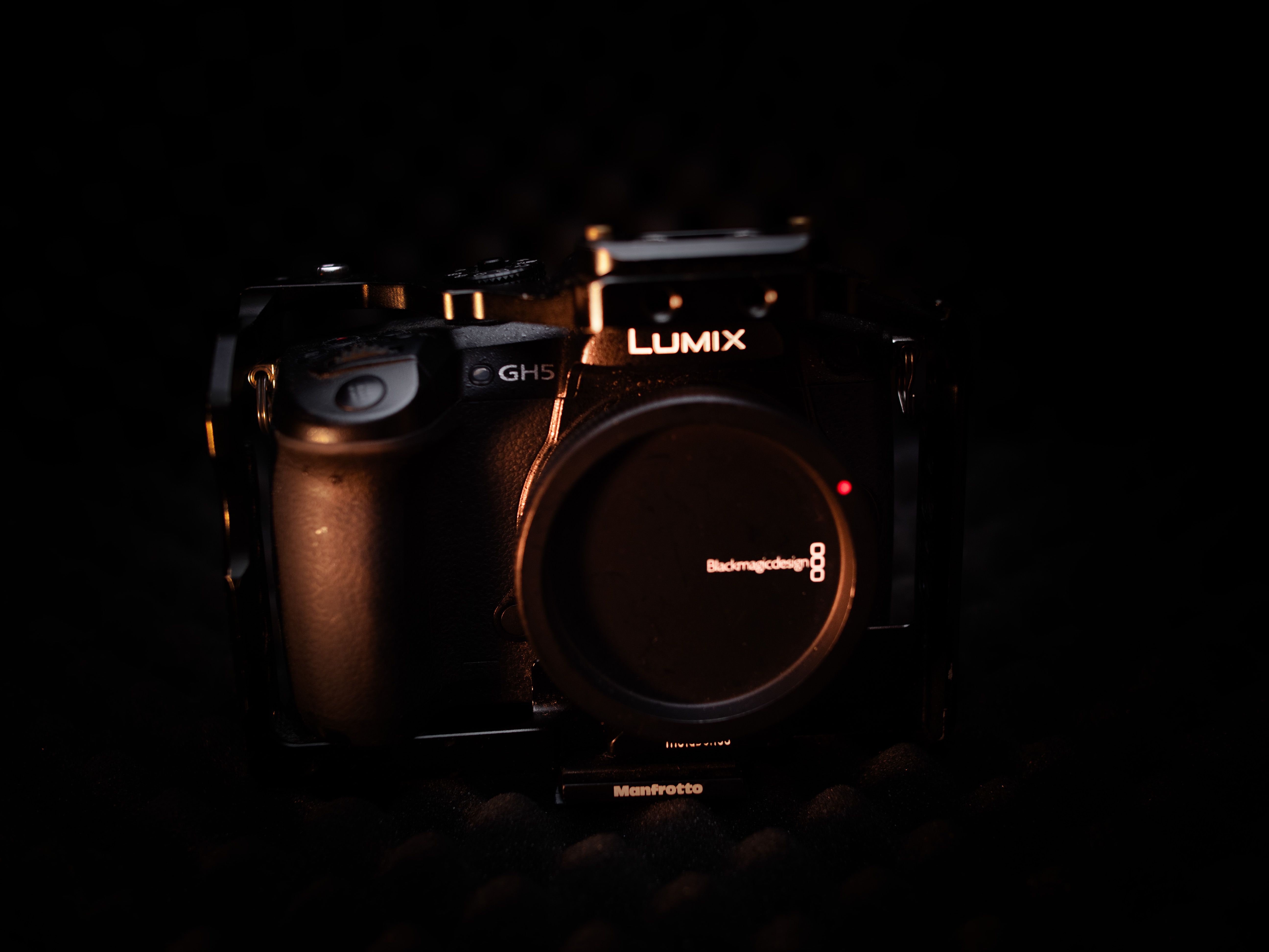 Panasonic Lumix DC-GH5